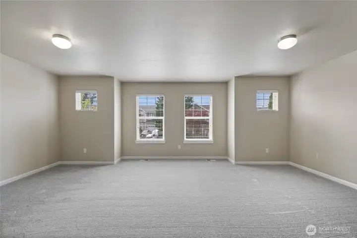 Huge bonus room upstairs