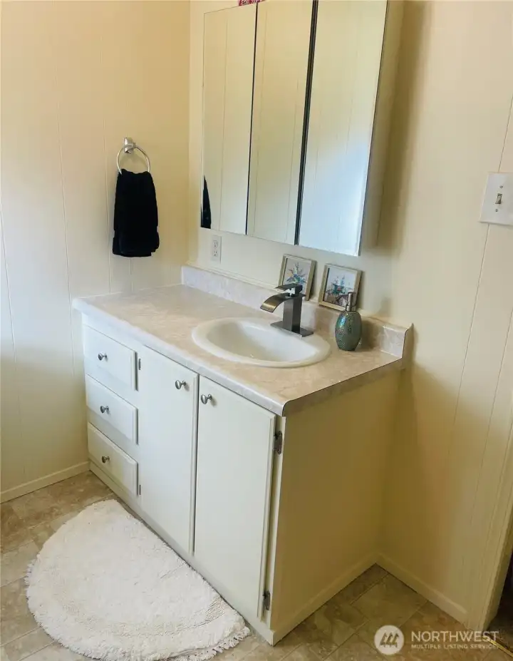 Full 2nd Bath