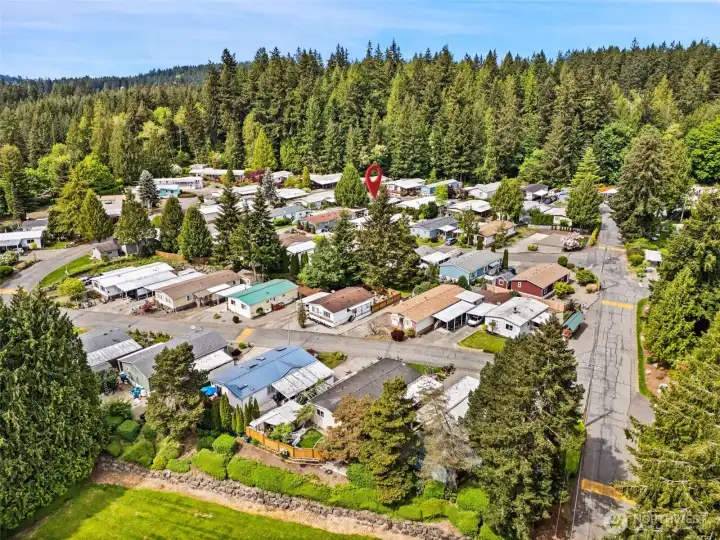 Ariel view with Manufactured Home labeled.