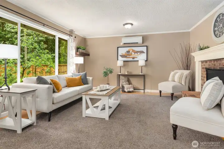 Spacious Family Room Spacious Family Room