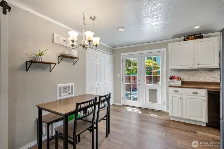 Kitchen with eating area
