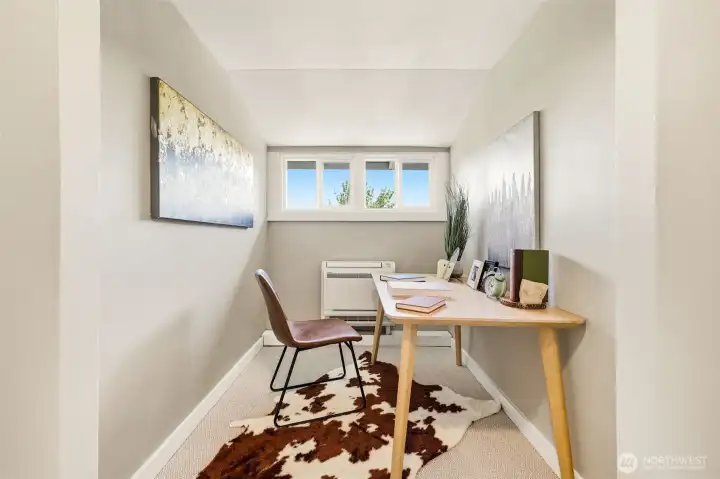 Upstairs office nook or flex space