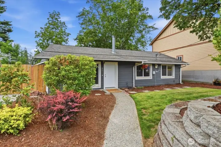 Come visit this Renton Highland property that is both a comfortable place to live as well as an investment opportunity with the detached accessory dwelling unit in the backyard. The main home enjoys 3 bedrooms and an updated bath and kitchen in a 960 sf floorplan. The DADU, built in 2024, offers 2 bedrooms and one bath in a sunny 710 sf floorplan.