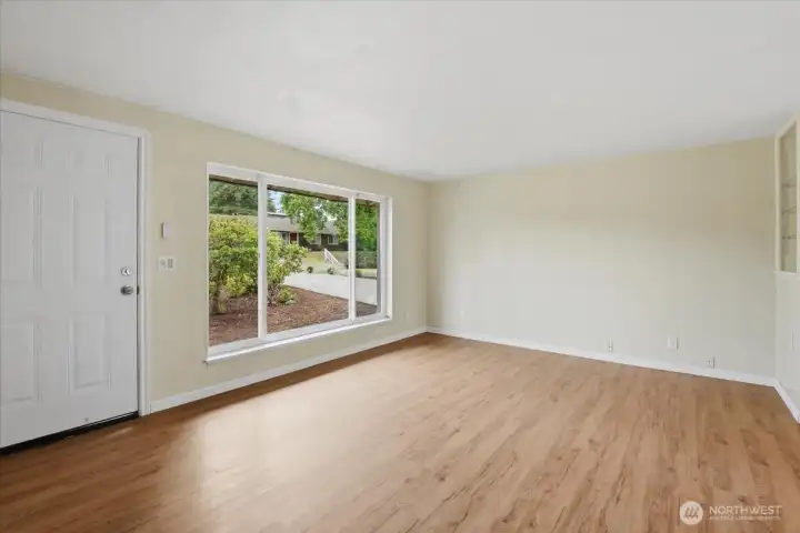 Living room, unstaged.