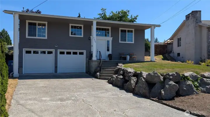 Front entry of home with plenty of parking Front entry of home with plenty of parking