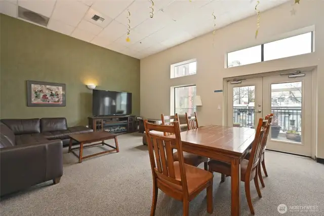 Ideal space for social gatherings.