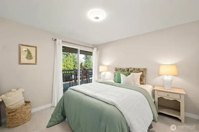 2nd bedroom.