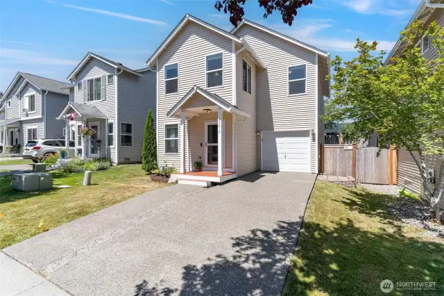 Front Pic of House 3