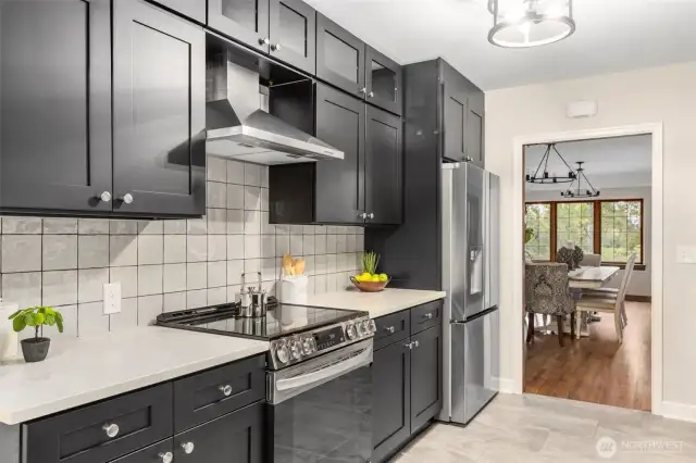 Brand new kitchen and appliances