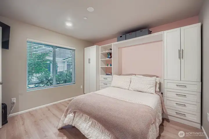Lower level room has built-in Murphy bed- stays with home!