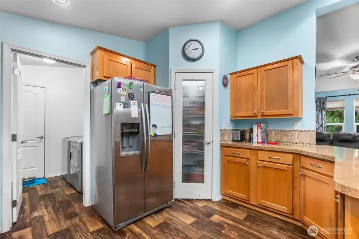 Pantry w/ alundry off of kitchen