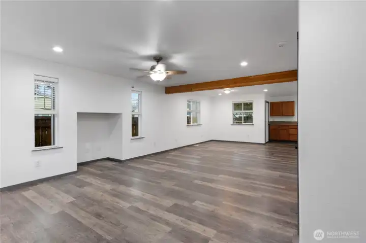 Livingroom from front door