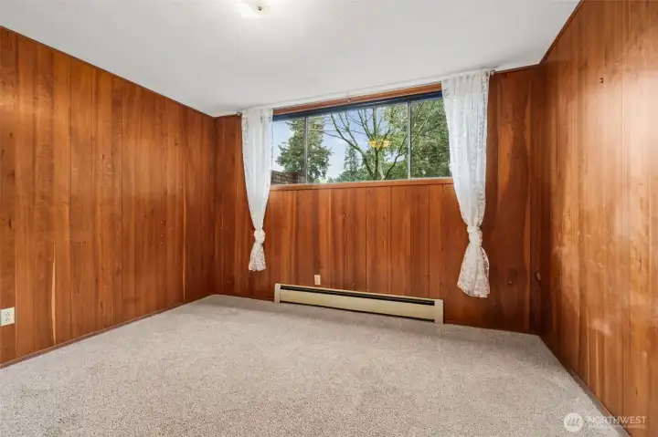 Bedroom 4 (Downstairs)