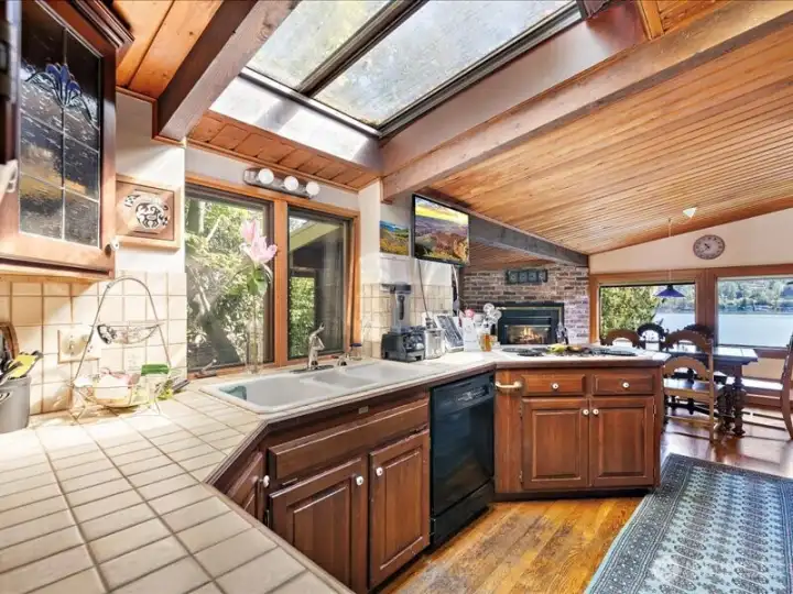 Personalize this kitchen space to fit your needs.