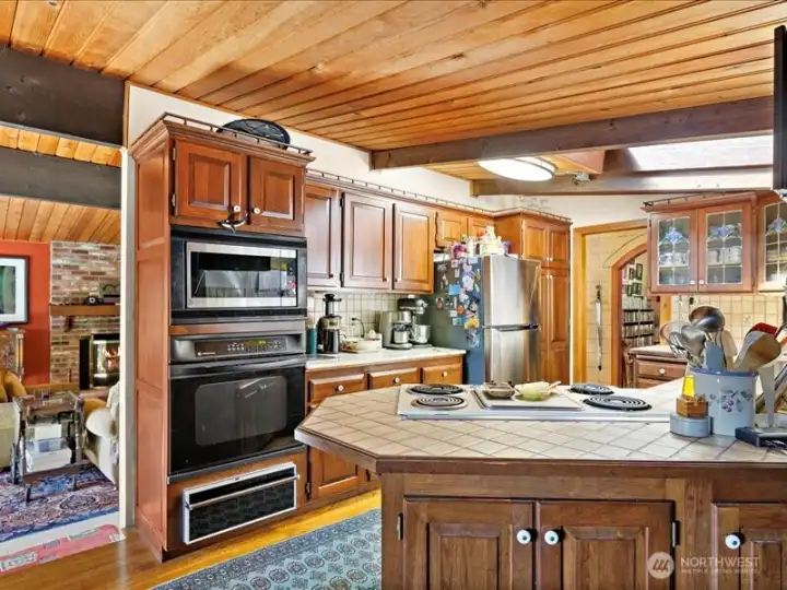 Skylight lets in ample light throughout the day.