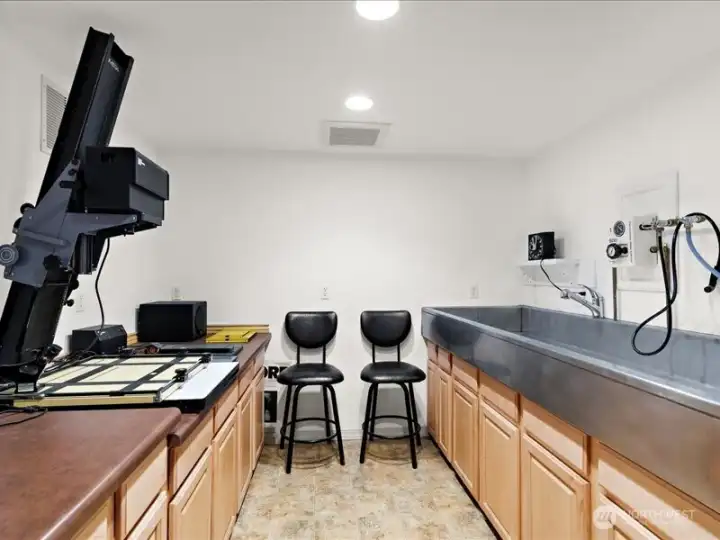 Photography room awaits.