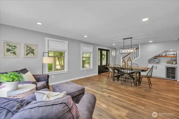 Let's head back out of the office to this living and dining space.
