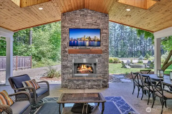 The ceiling fan, propane fire place and tv really provide the perfect space to bring the entertaining outside year-round.