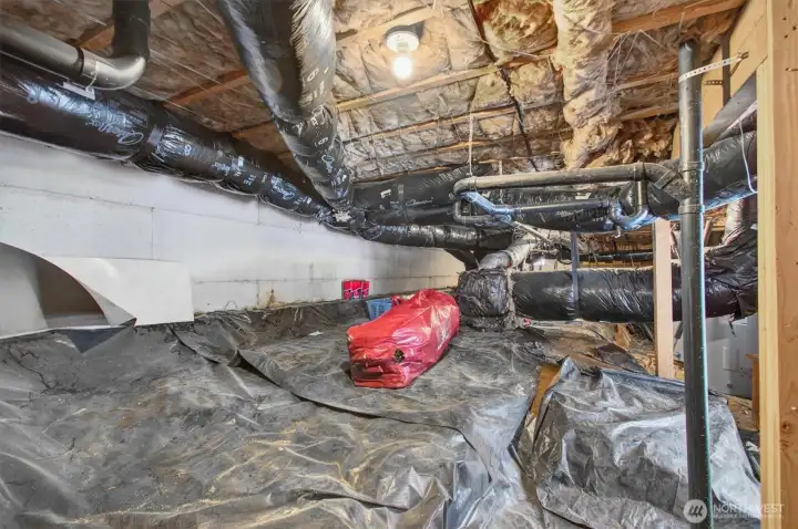 Extra storage area in the garage
