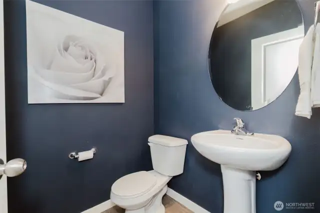 Main level 1/2 Bath