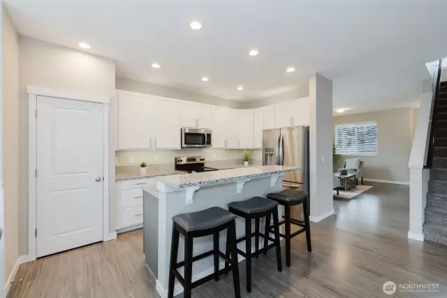 Kitchen with Breakfast Bar & Pantry Closet