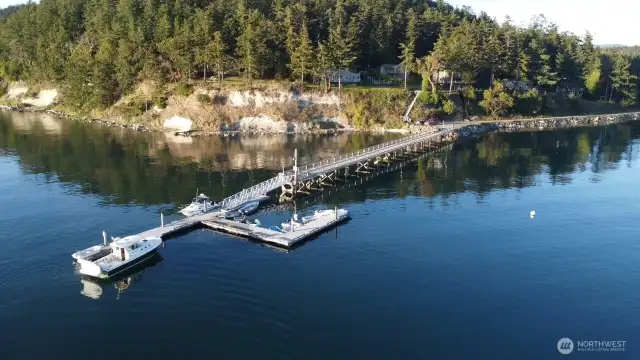 Deep-water dock