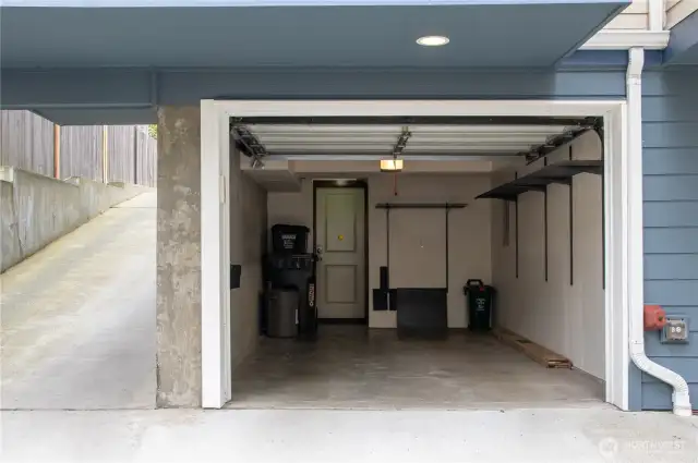 1-car garage
