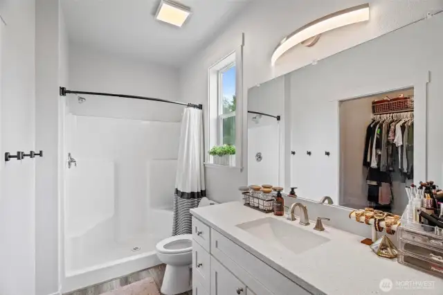 Primary Suite Bathroom
