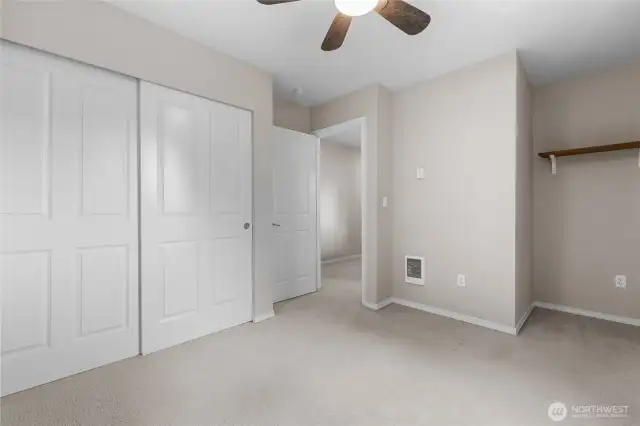 Bedroom 2 Closet & Nook