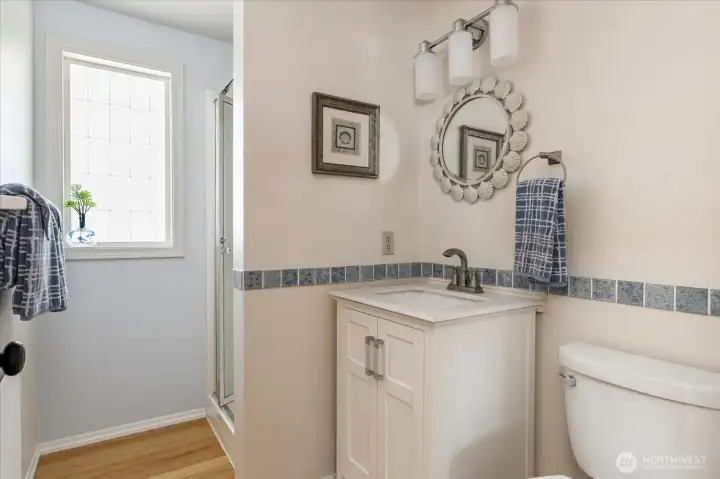 Main floor guest bath