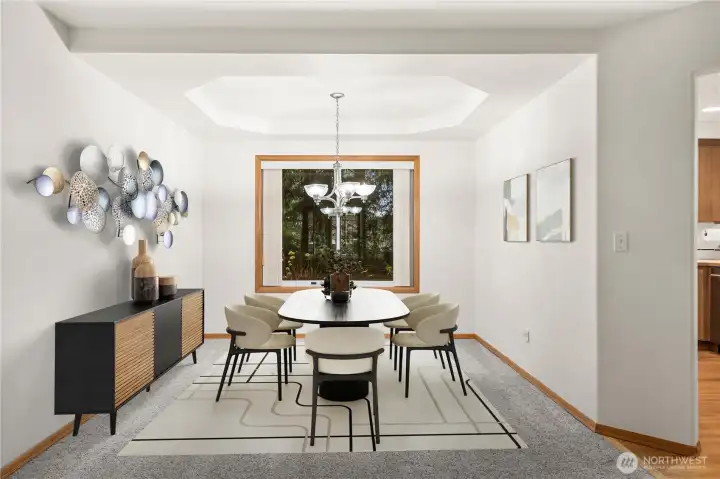 Virtually staged dining room