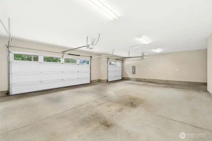 Spacious 3 car garage