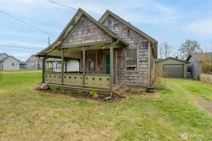 Exterior shot of the home. Located in Long Beach. This is a great opportunity for Investors or others looking for an affordable entrypoint to improve value and add equity.