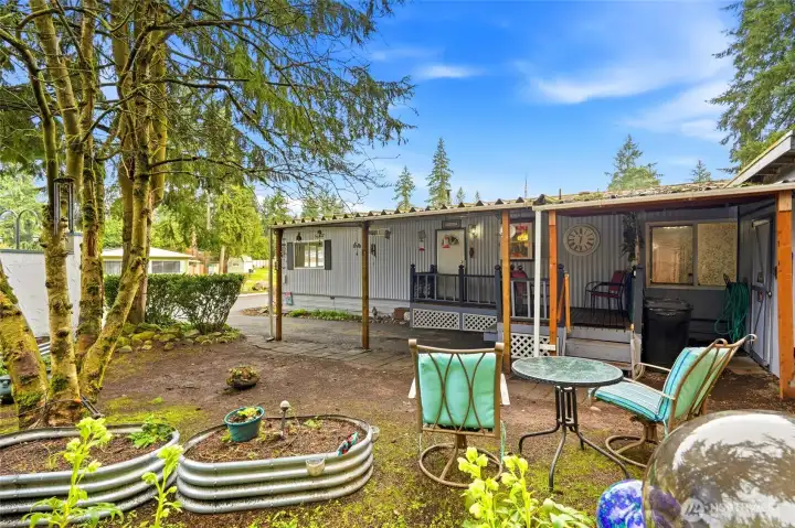 Private outdoor space to enjoy