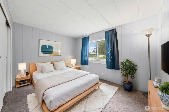 Guest bedroom 2 is virtually staged.