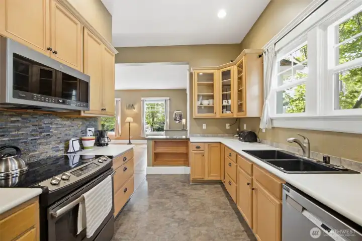 Eating Space in Kitchen