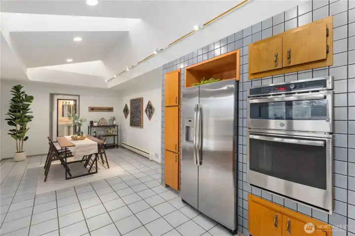 Newer Stainless Appliances Newer Stainless Appliances