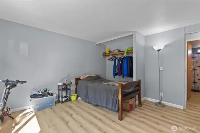 Guest Bedroom #2