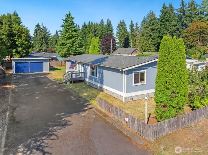 Detached 2-car garage/shop.