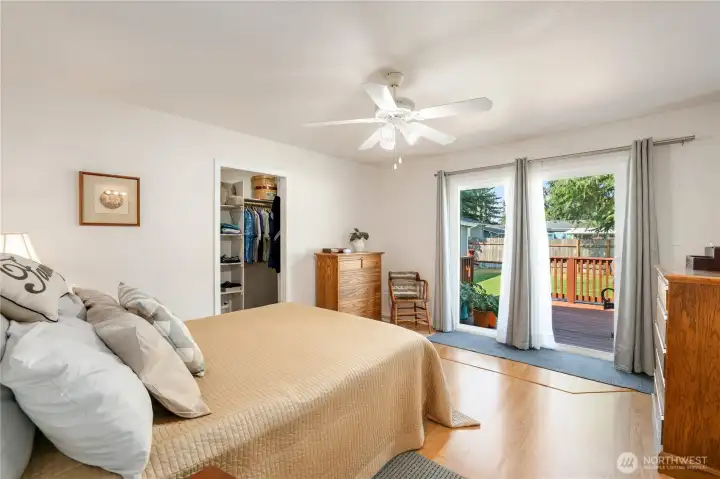 Primary suite with direct access to deck