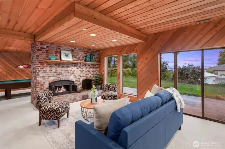 And on the lower lever - perfect spaces for loved ones to enjoy