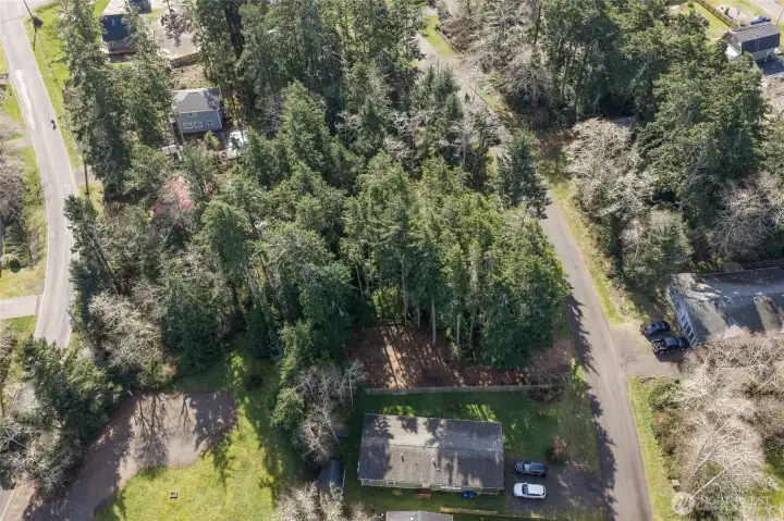 Lot owner fence installed along bottom edge of Lot(Northside)