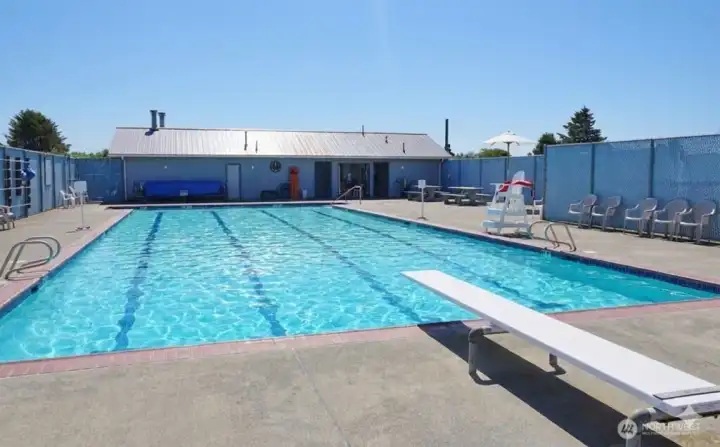 Community Club pool