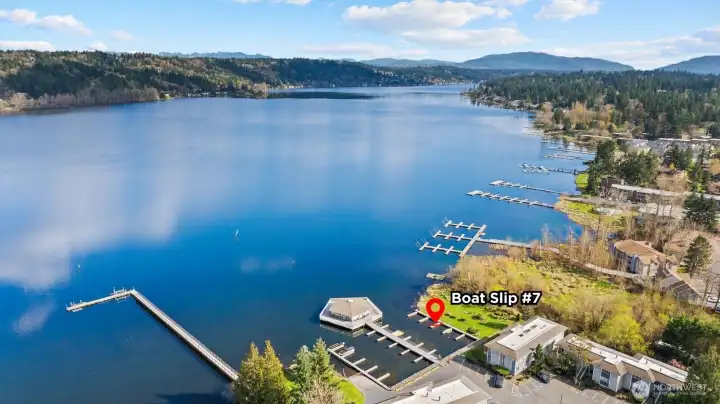 Live on Lake Sammamish with your own deeded boat slip (#7).