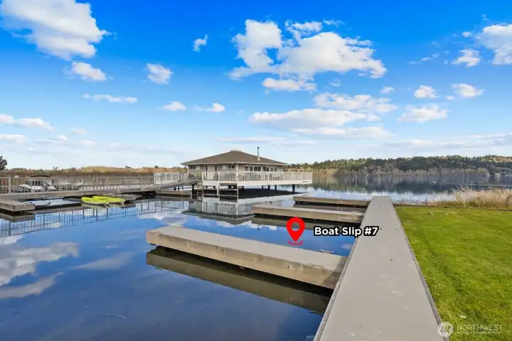 Live on Lake Sammamish with your own deeded boat slip (#7).