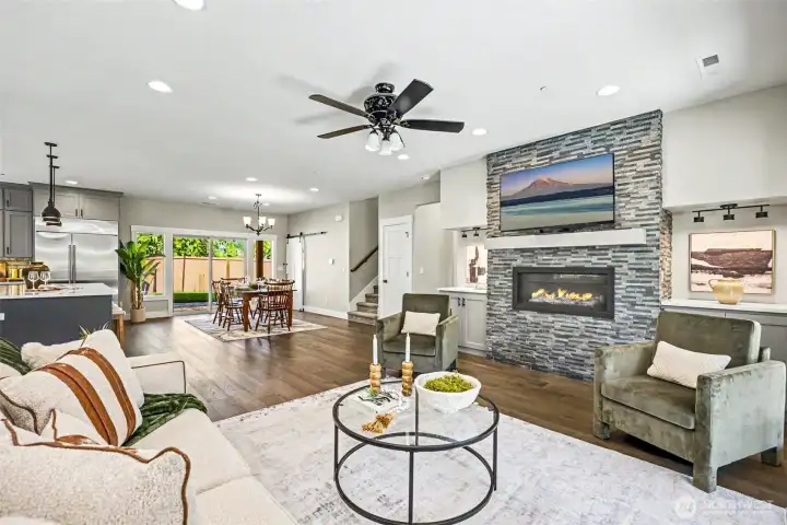 Gathering room on the main floor absolutely perfect for entertaining Gathering room on the main floor absolutely perfect for entertaining