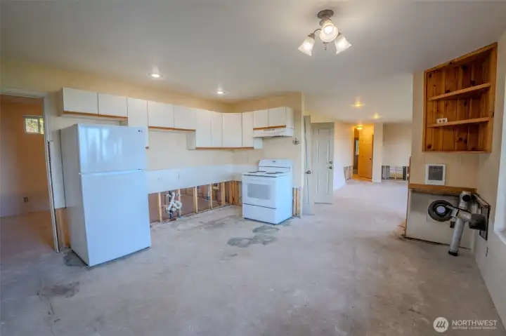 Flexible lower-level space ideal for guests or multigenerational living.