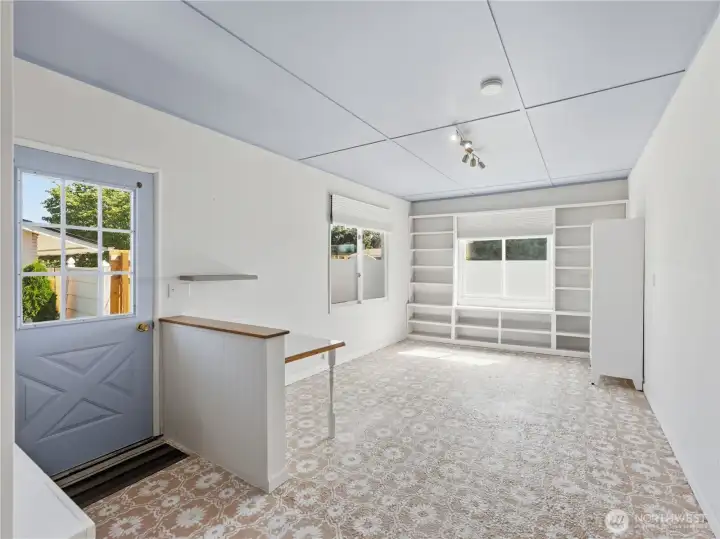 Flexible office or third bedroom ideal for remote work, quilting, crafting, or hobbies. Flexible office or third bedroom ideal for remote work, quilting, crafting, or hobbies.