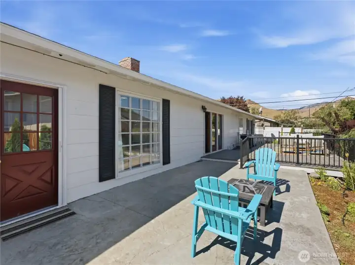 Beautiful stamped patio creates additional outdoor living space. Beautiful stamped patio creates additional outdoor living space.