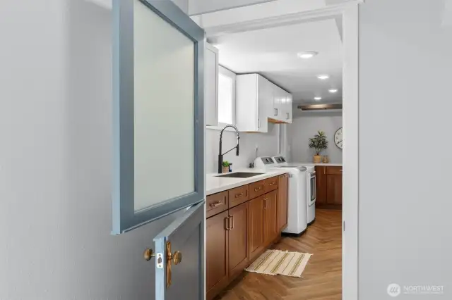 Laundry/Mud Room